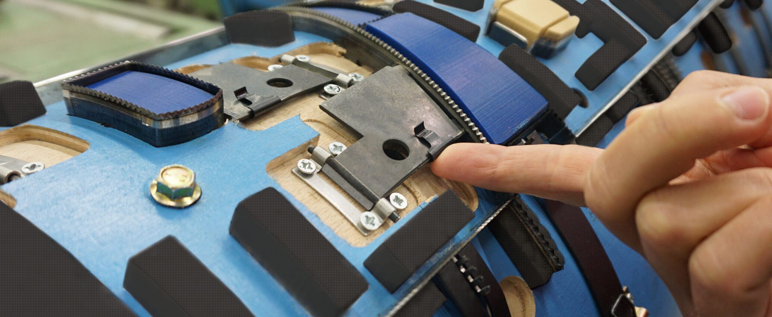 Rotary tool with active stripping technology_Mitsubishi